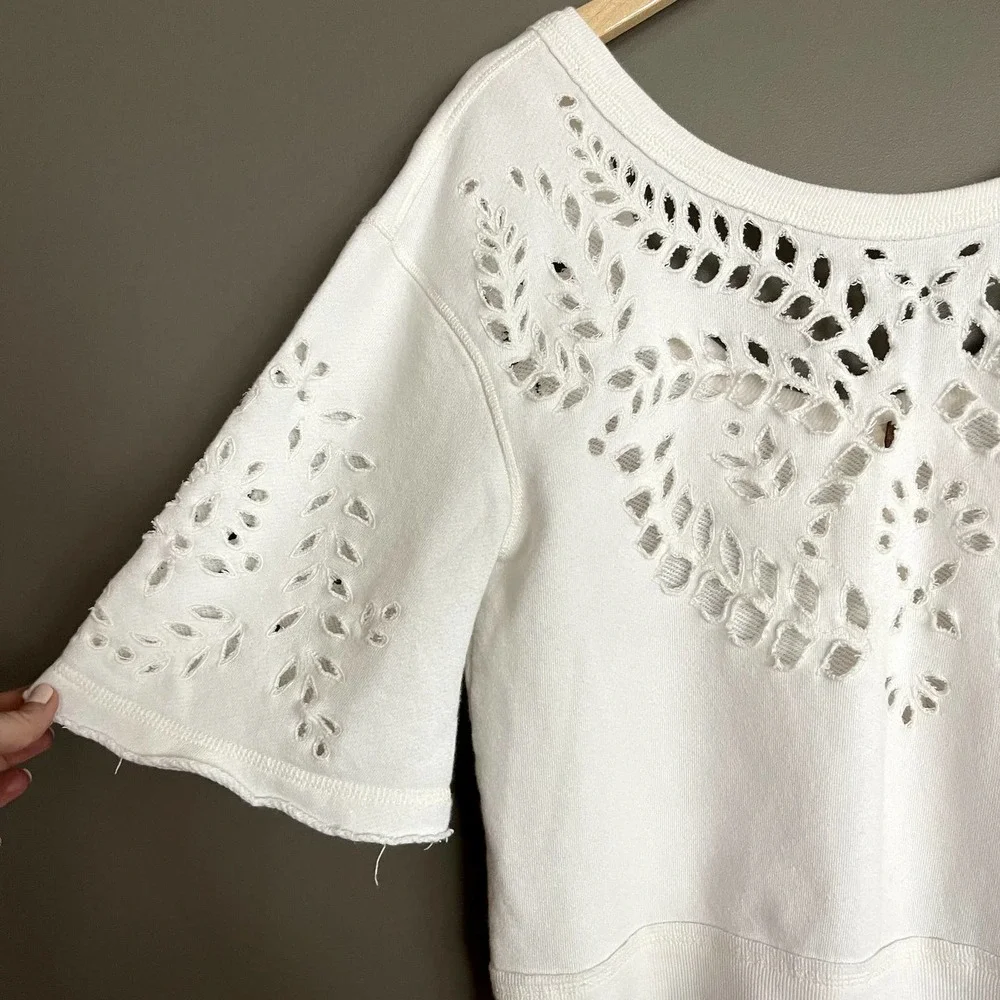 Free People Crumpette Cutwork Print Top Size XS Ivory Cropped Sweatshirt‎ Eyelet